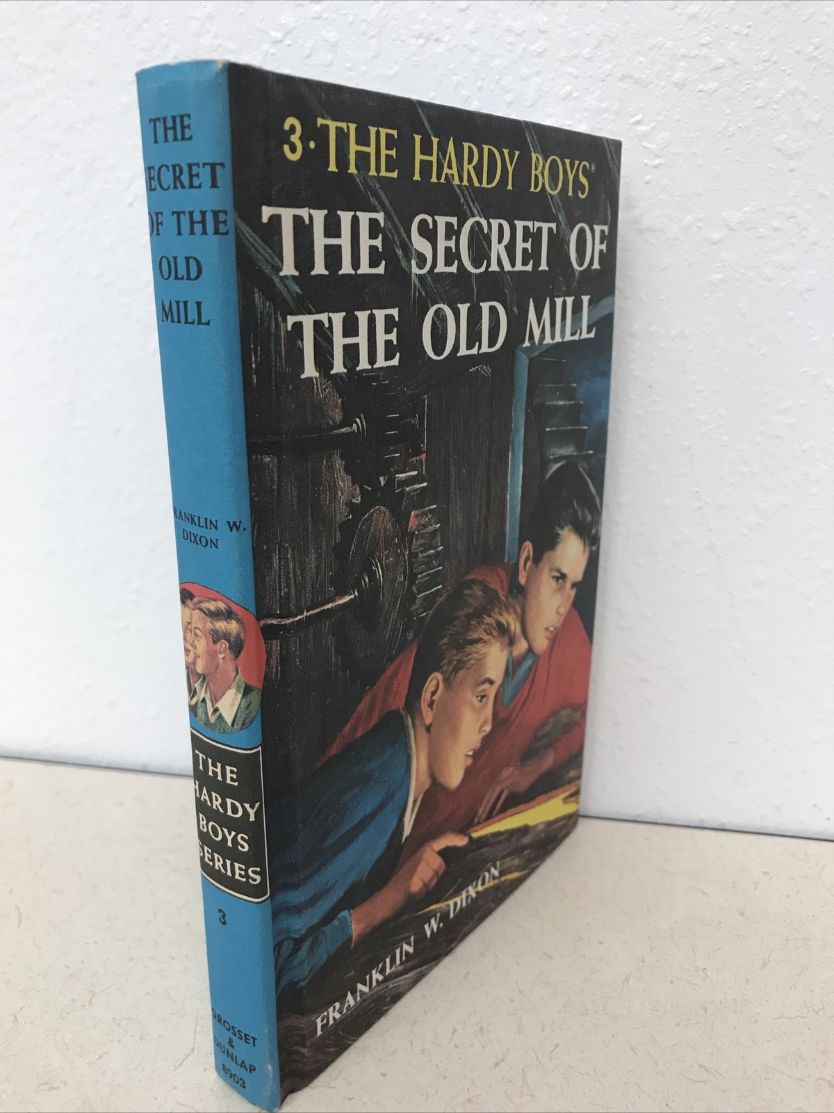 Vintage Book HARDY BOYS # 3 The Secret of the Old Mill