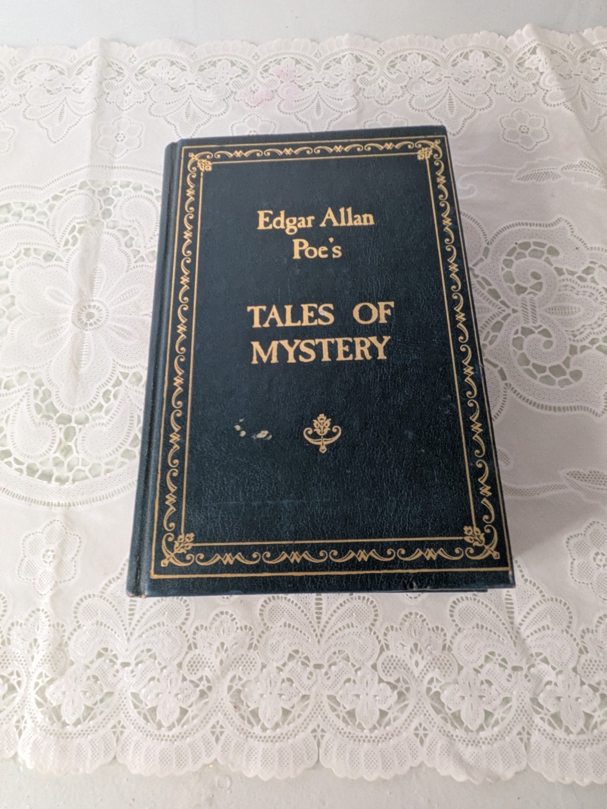 Edgar Allan Poe’s Tales Of Mystery HC 1976 Longeiver Press Secaucus, N.J. Gothic