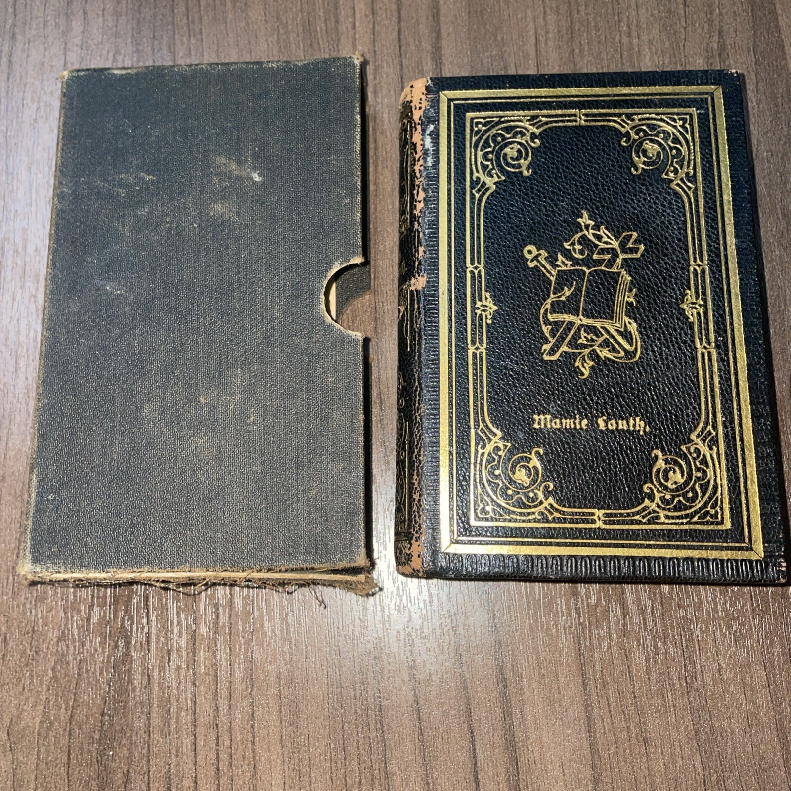 Hymnal German Evangelical Synod of North America Gold embossed covers & edges
