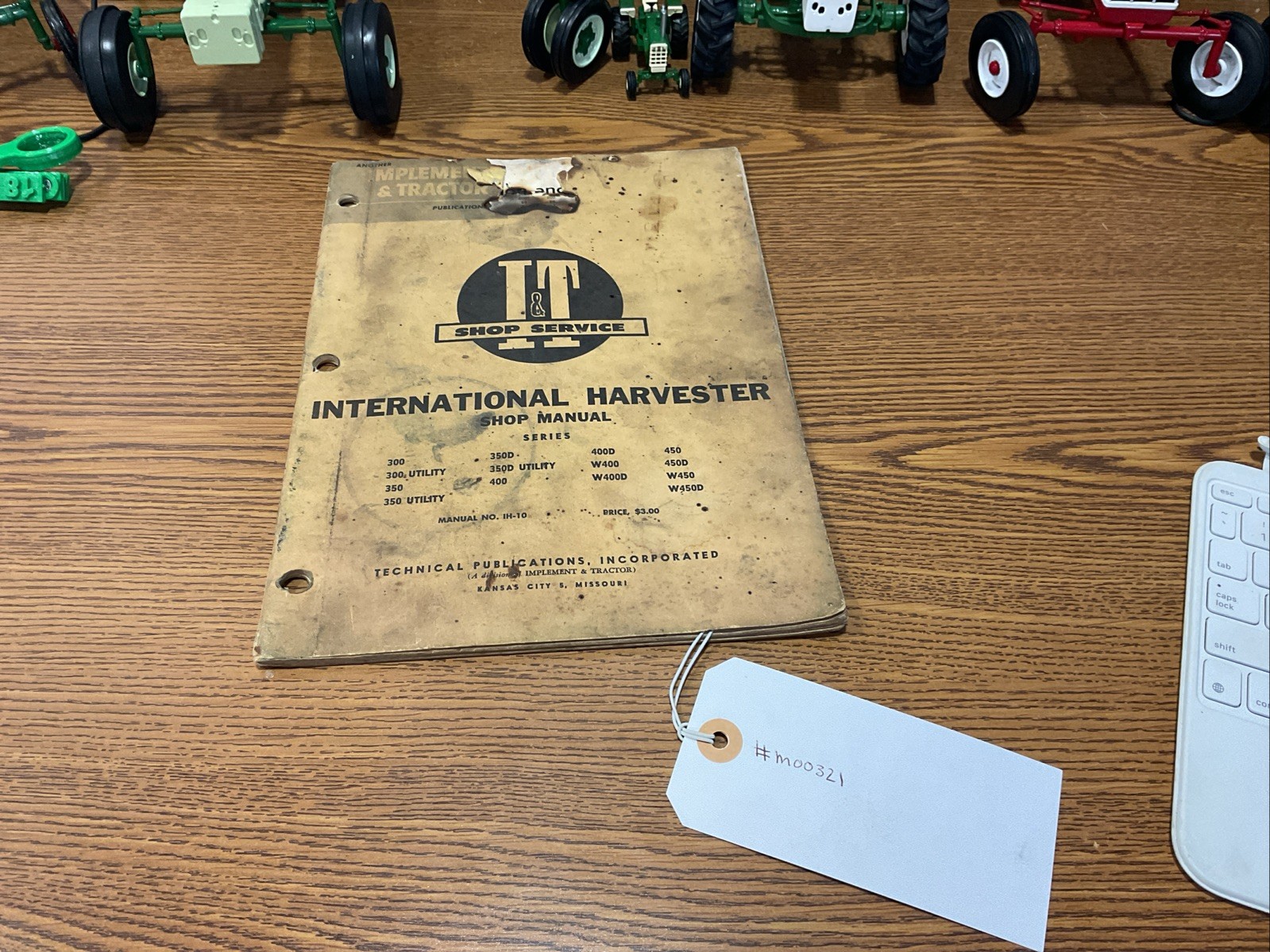 International Harvester Series 300-W450D