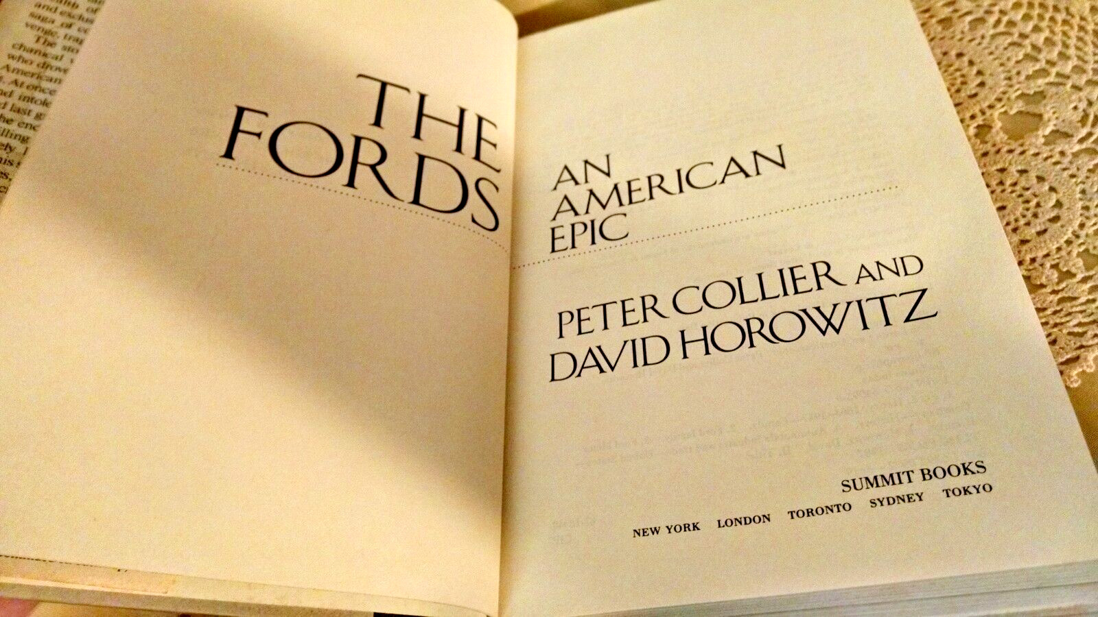 FORDS AN AMERICAN EPIC BY PETER COLLIER DAVID HOROWITZ HC/DJ SUMMIT 1987 ILLSTD.