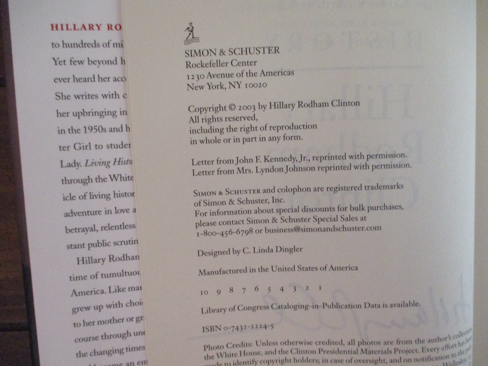 HILLARY RODHAM CLINTON Signed Book(“LIVING HISTORY-2003 1st Edition Hardback)