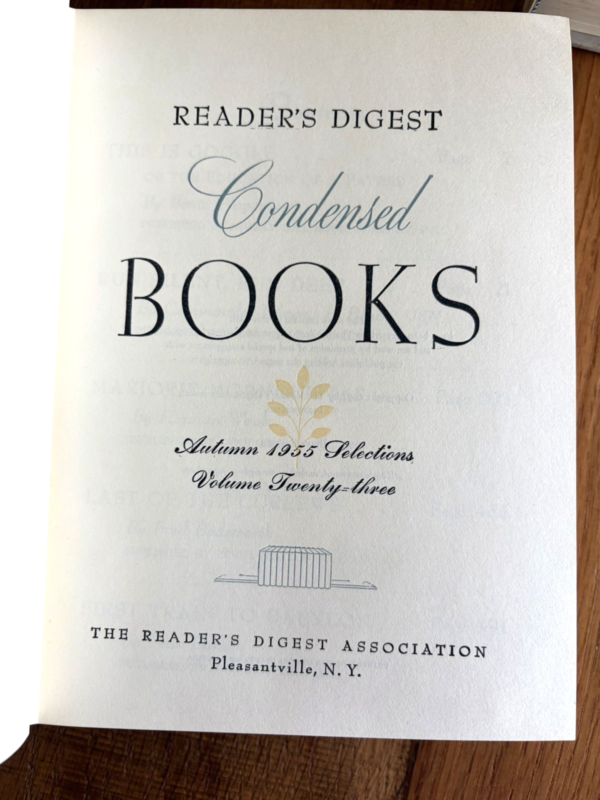 Readers Digest Condensed Books 1954 1955 1956 Winter Autumn Patterned Covers