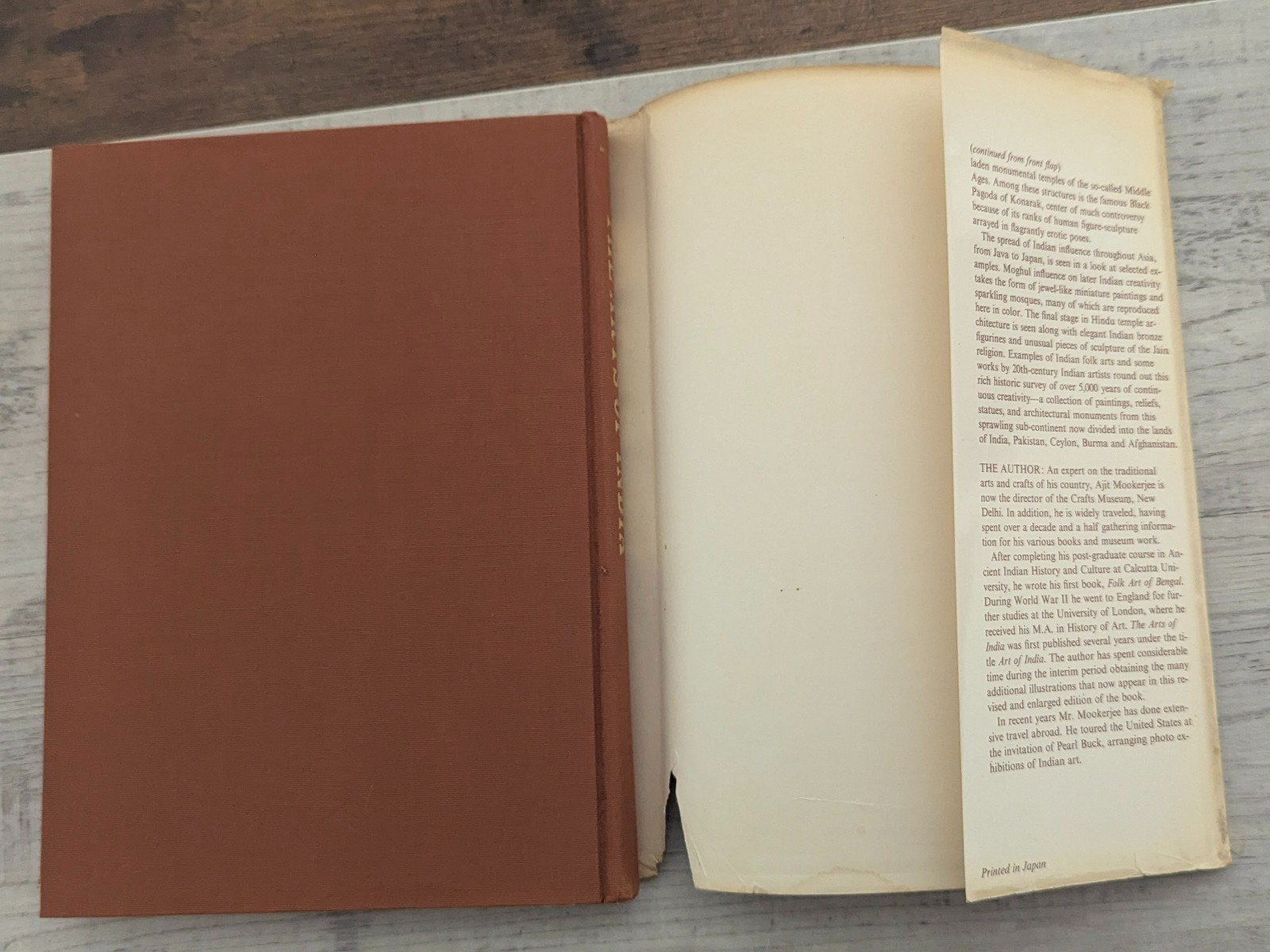 The Arts of India: Preshistoric to Modern Times; Mookerjee – HC/DJ/vintage 1966