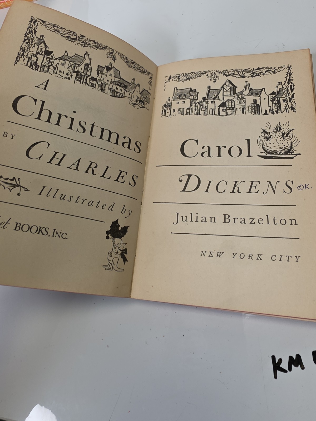 Charles Dickens A Christmas Carol 1943 Pocket Books #29 3rd Printing Paperback