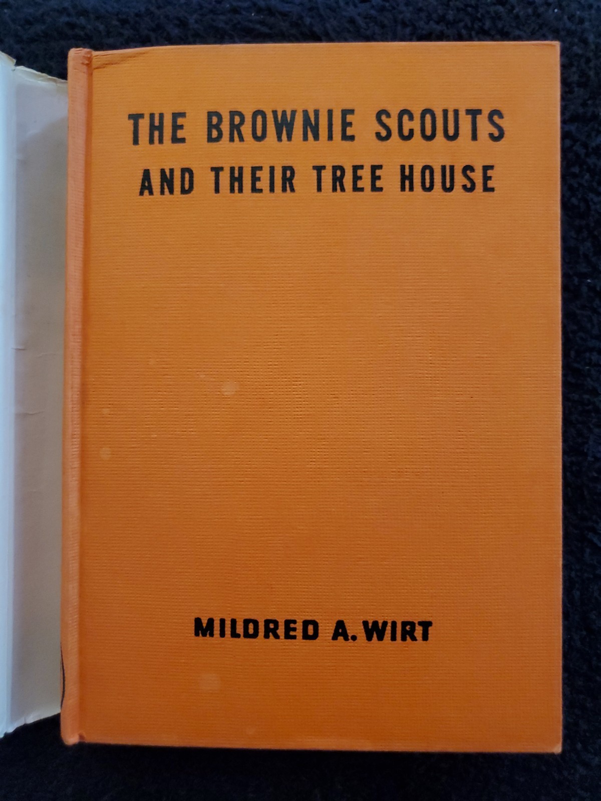 Brownie Scouts Mildred A. Wirt Volumes 1-6