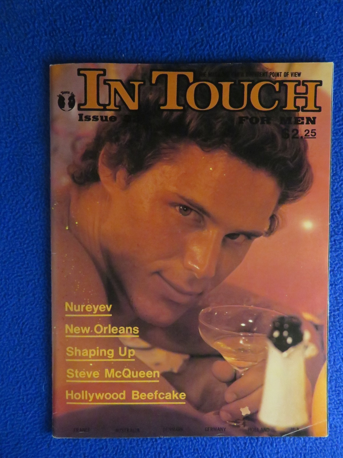 IN TOUCH #32 1977