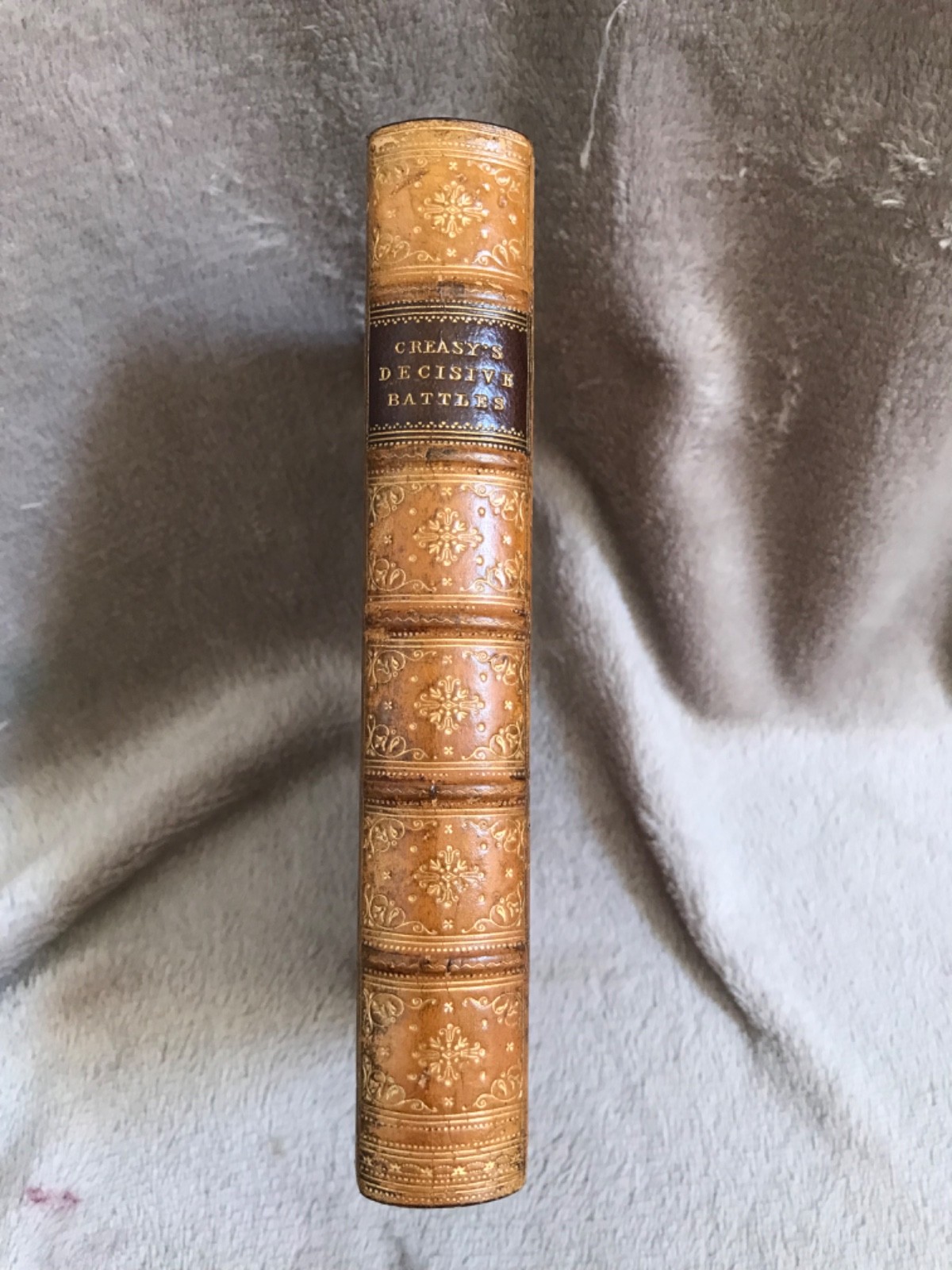FINE PRIZE BINDING Edward Creasy DECISIVE BATTLES Askern College, Doncaster