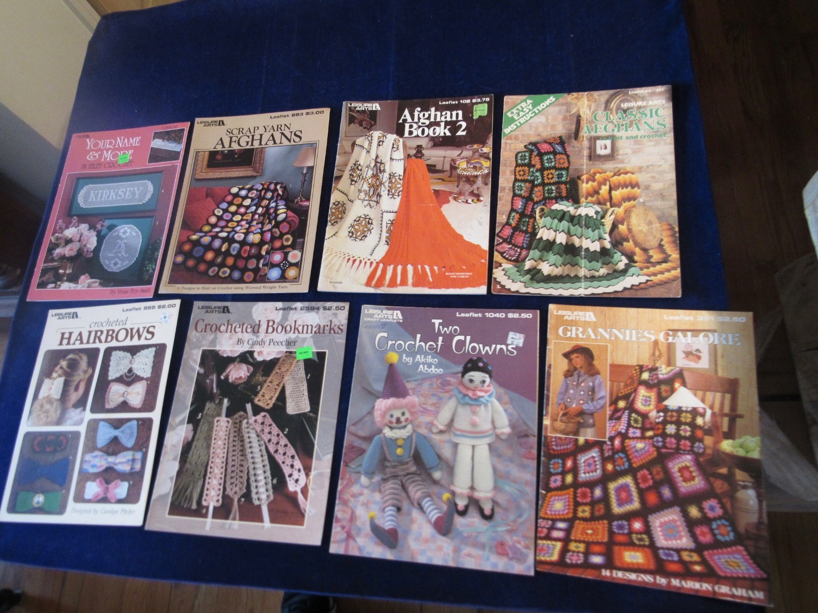 Lot of 8 Vintage Leisure Arts Crochet Pattern Books Afghans Hair Bows Doll ZZ1