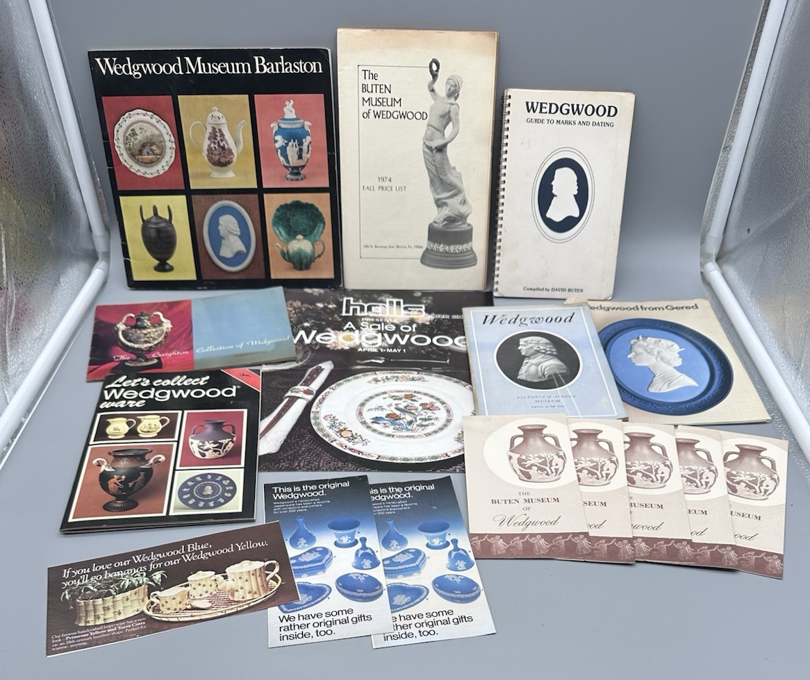 Wedgwood Lot of Vintage Books Booklets Ephemera 1950’s – 1970’s!