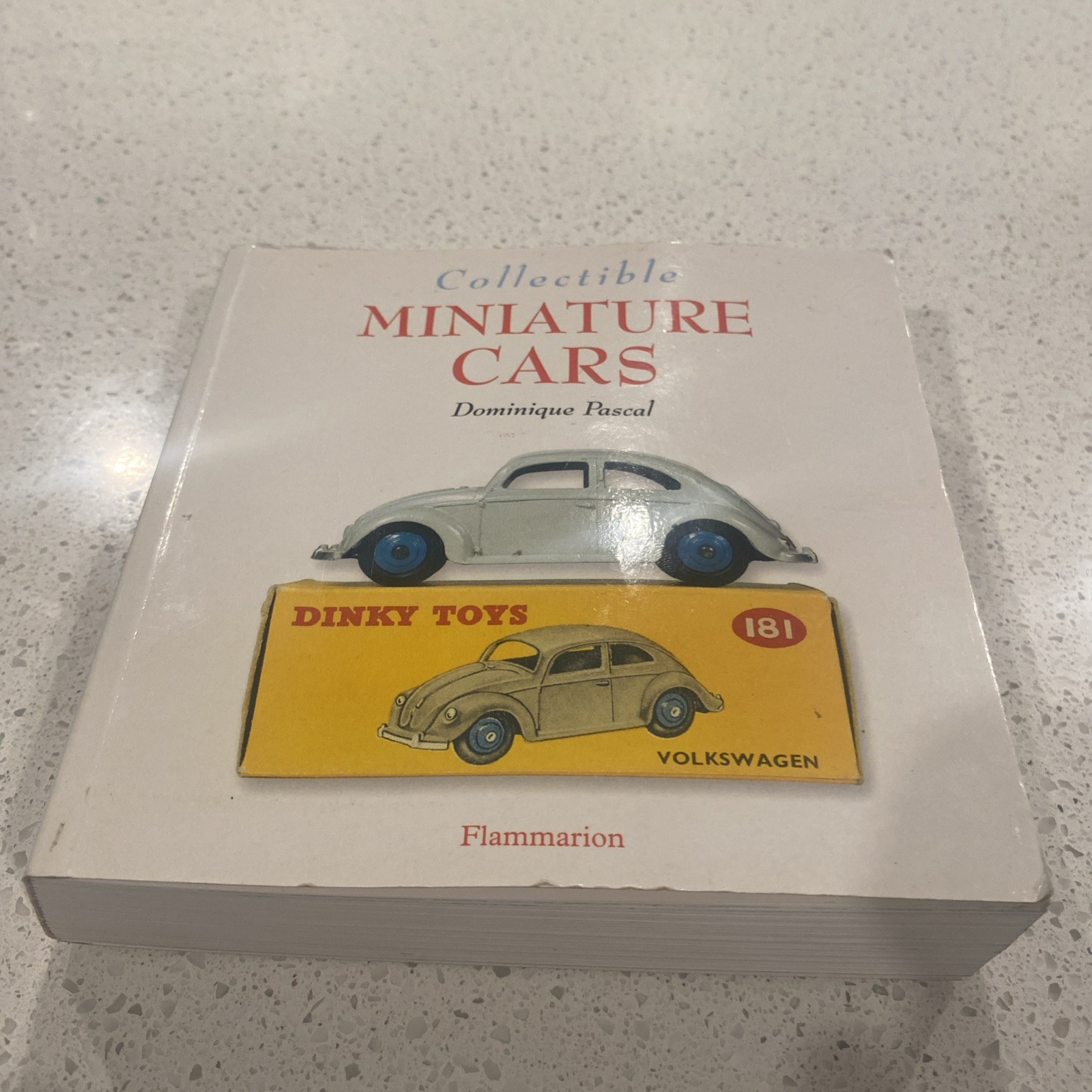COLLECTIBLE MINATURE CARS Corgi Dinky Collector Antiques Collector Toys Book NEW