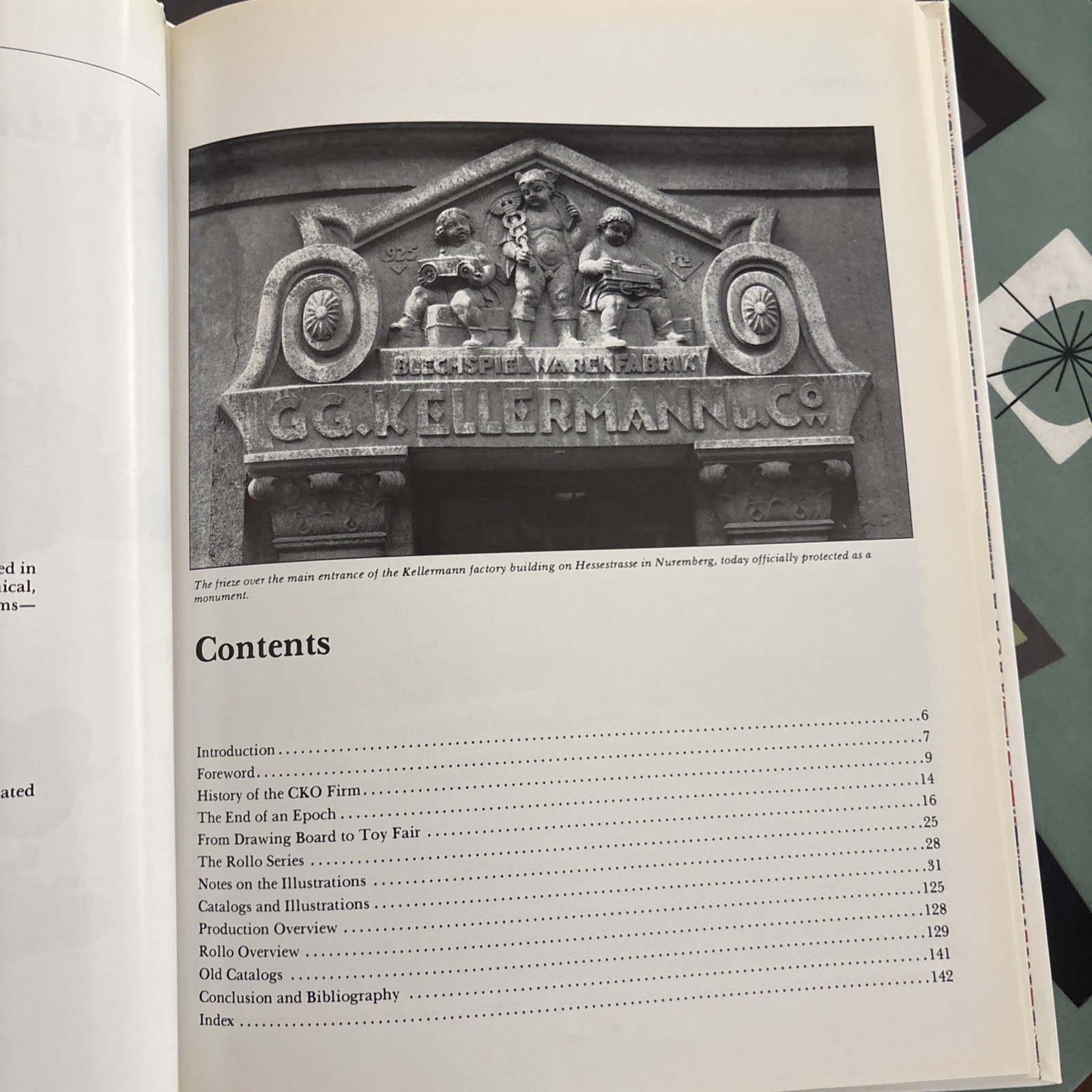 Metal Toys from Nuremberg 1910-1979 by Gerhard Walter Schiffer Publishing Nice!