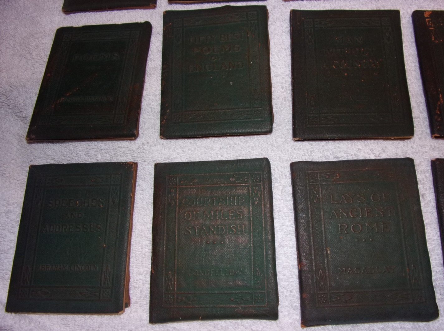 24 Little Leather Library Mini Books Various Writers Shakespeare, Poe, Wilde etc