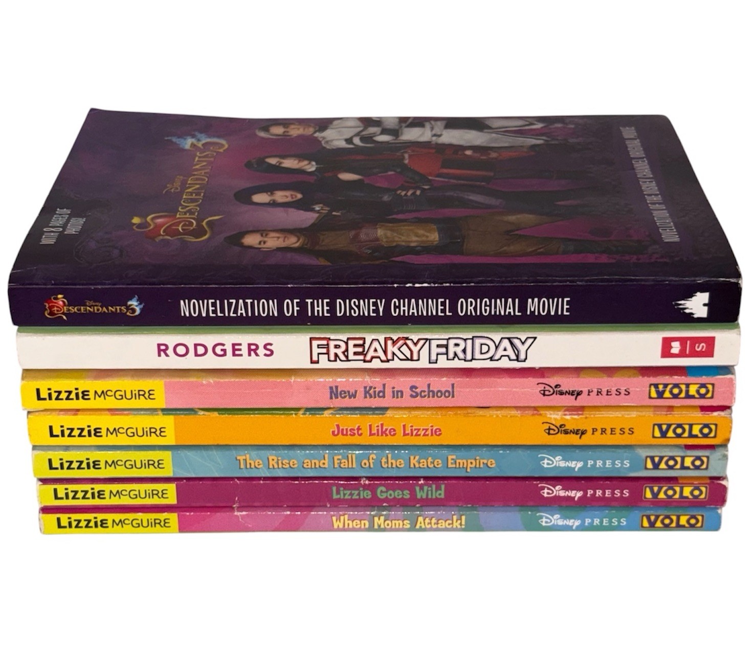 7 Disney Kid’s Novels Y2K 2000s Lizzie McGuire, Freaky Friday, Descendants