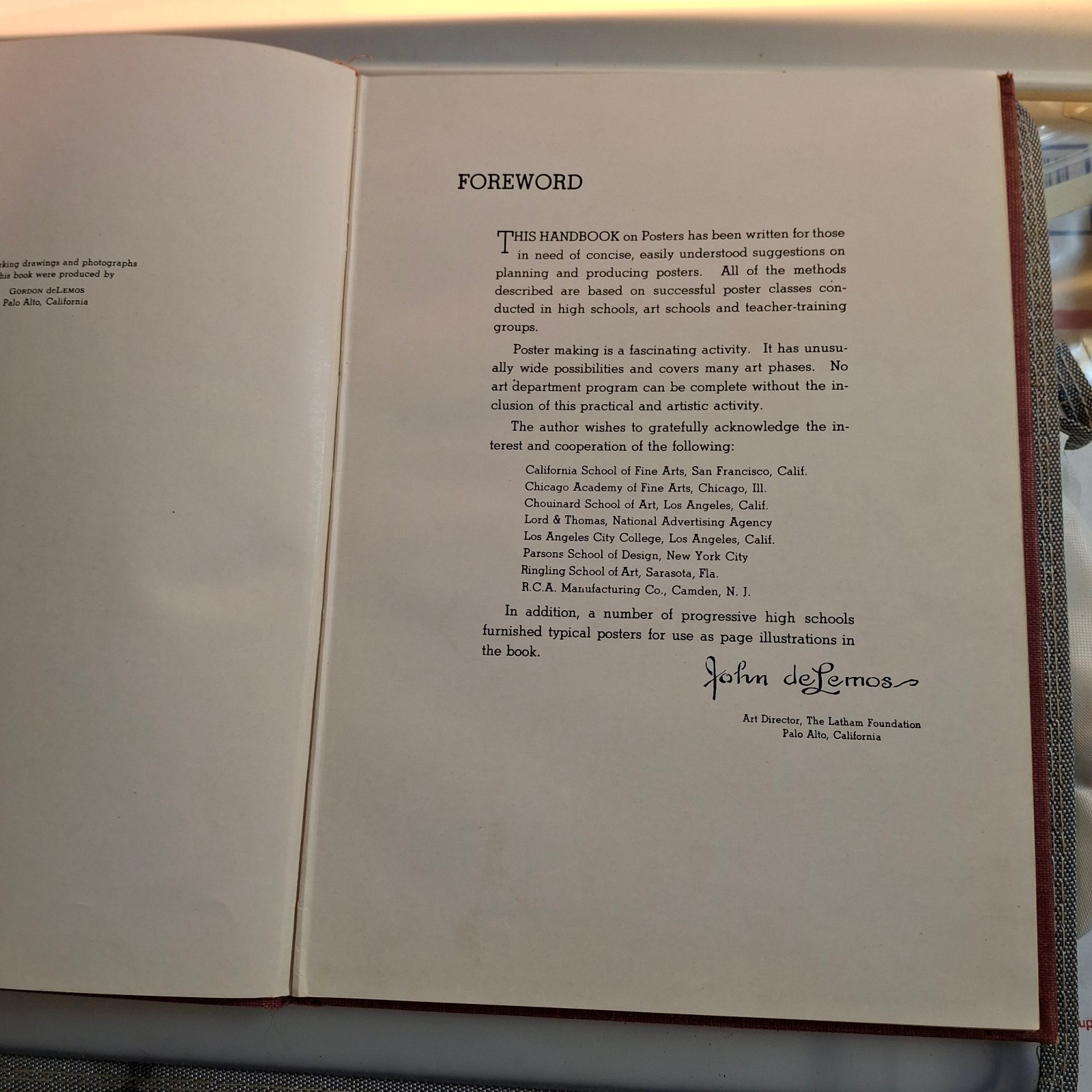 Planning and Producing Posters 1943 Edition-The Davis Press USA John De Lemos