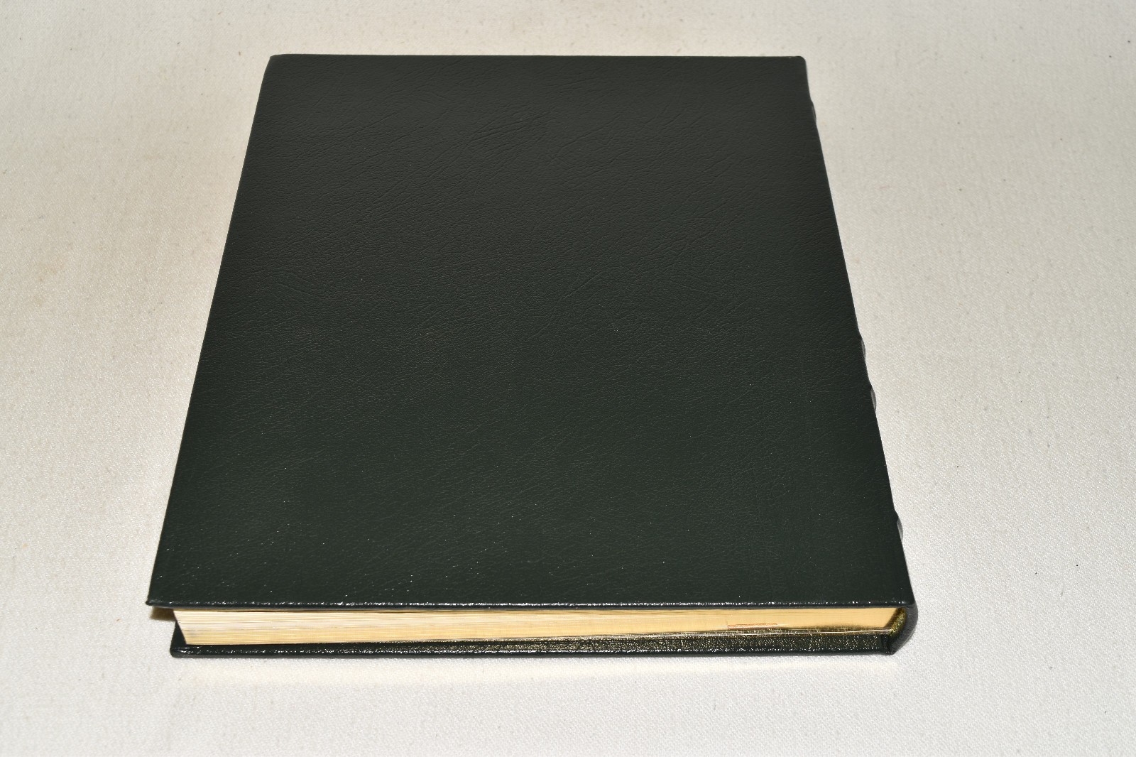 Easton Press NEW ENCYCLOPEDIA OF THE HORSE Edwards 2000 1ST ED LEATHER FINE/OOP!
