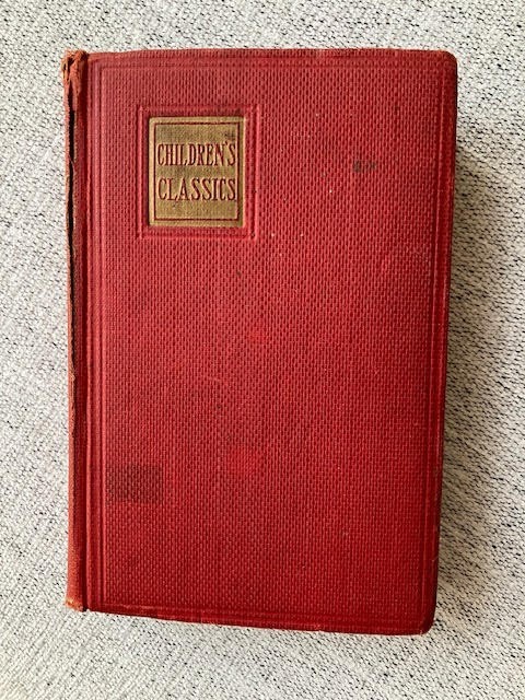 Vintage Children’s Classics Book – Robinson Crusoe by Daniel Defoe – Ex Library