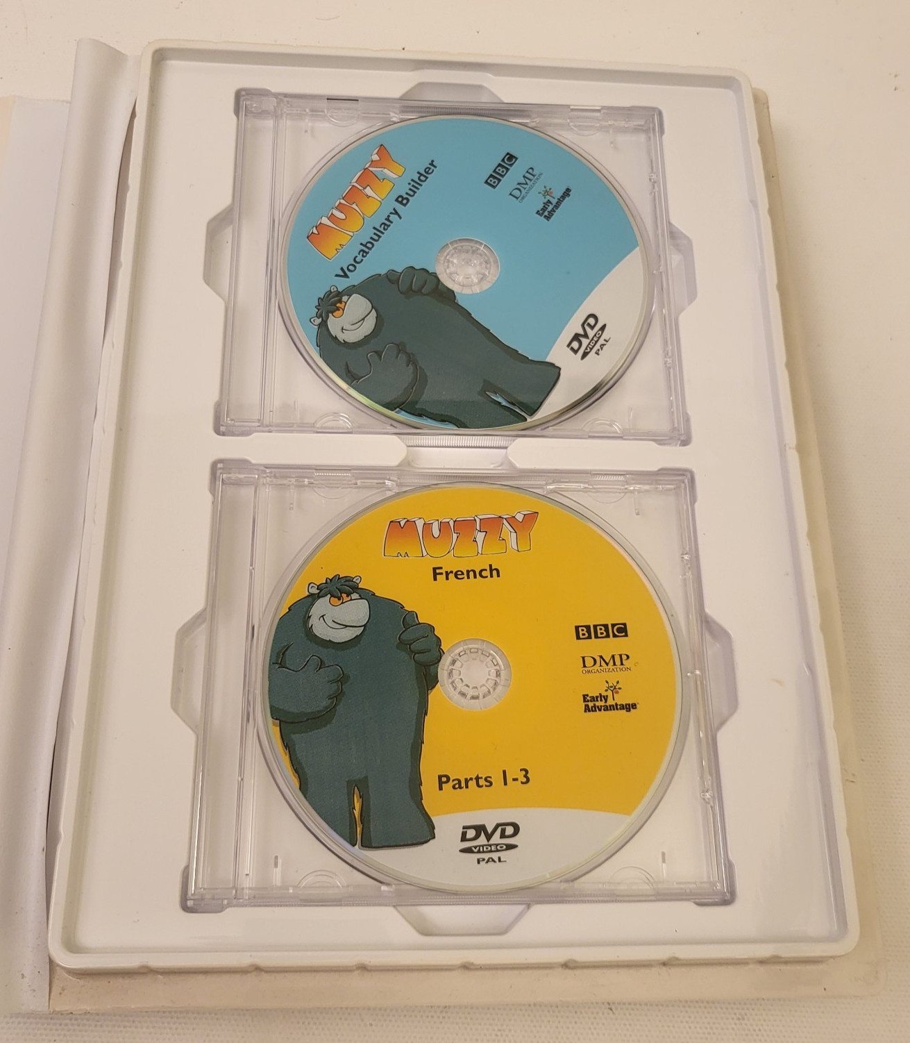 Muzzy BBC French Language Children Learning Course Set w/4 DVD’s, 2 CD’s & Book