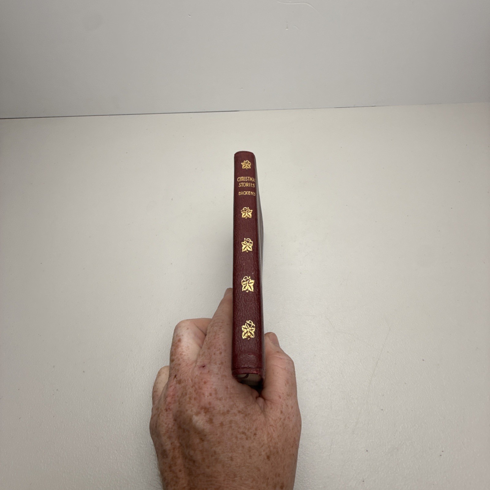 A Christmas Carol Charles Dickens, Vtg Christmas Books Thomas Nelson & Sons
