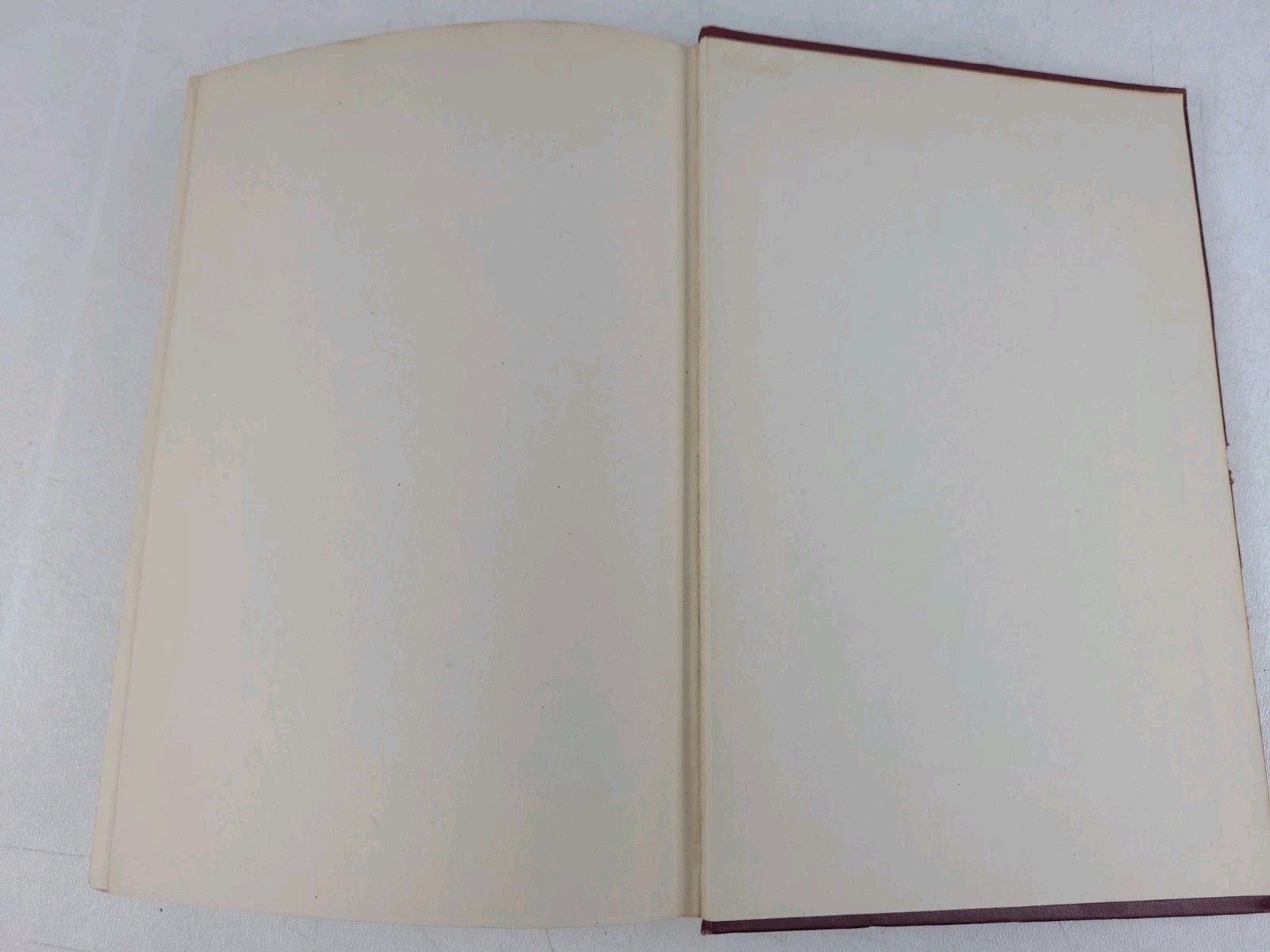The Complete Poems of Robert Service (1944 HC/No DJ)