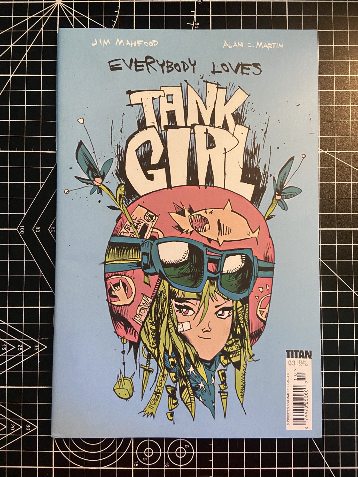EVERYBODY LOVES TANK GIRL #3 COMICS JAMIE HEWLETT ALAN MARTIN