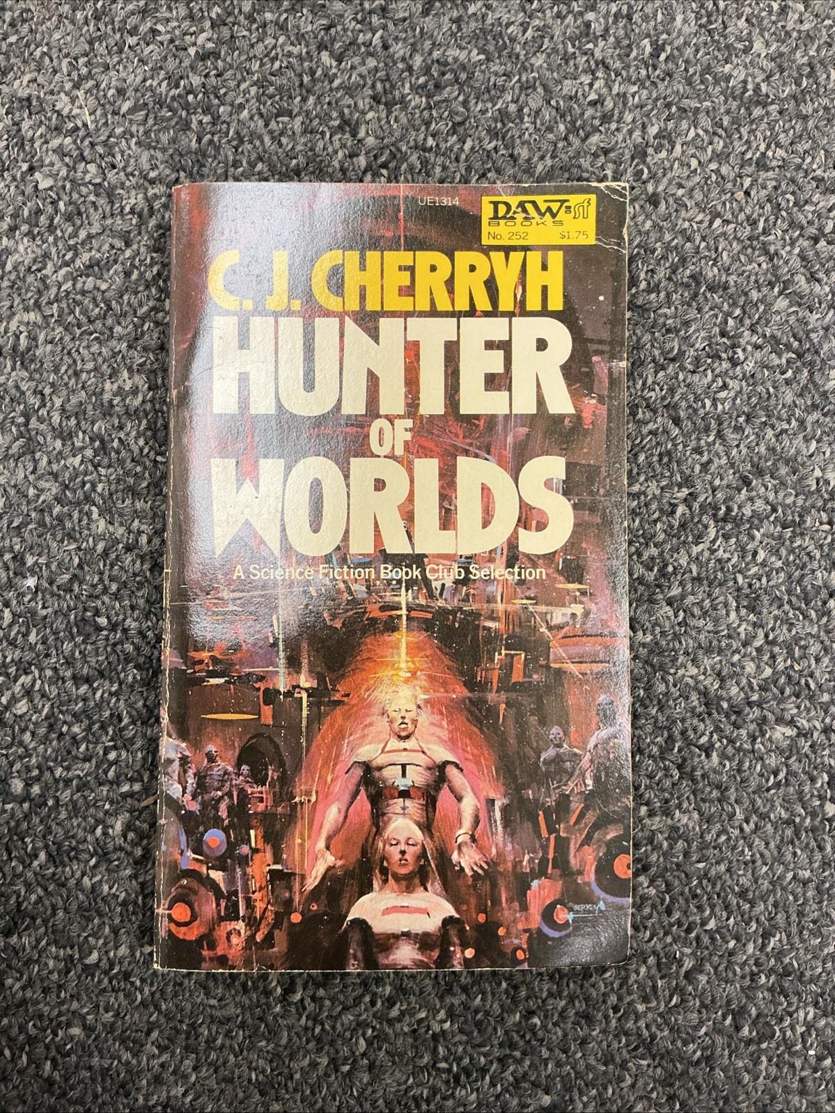 Vintage 1977 Mass Market Paperback Hunter of Worlds C J Cherryh SF First DAW