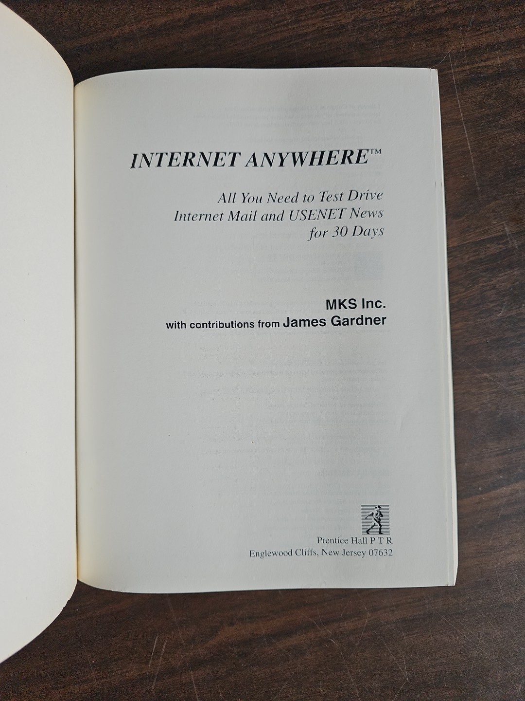 James Garner and 2 moreInternet Anywhere (Bk/Disk)1st Edition