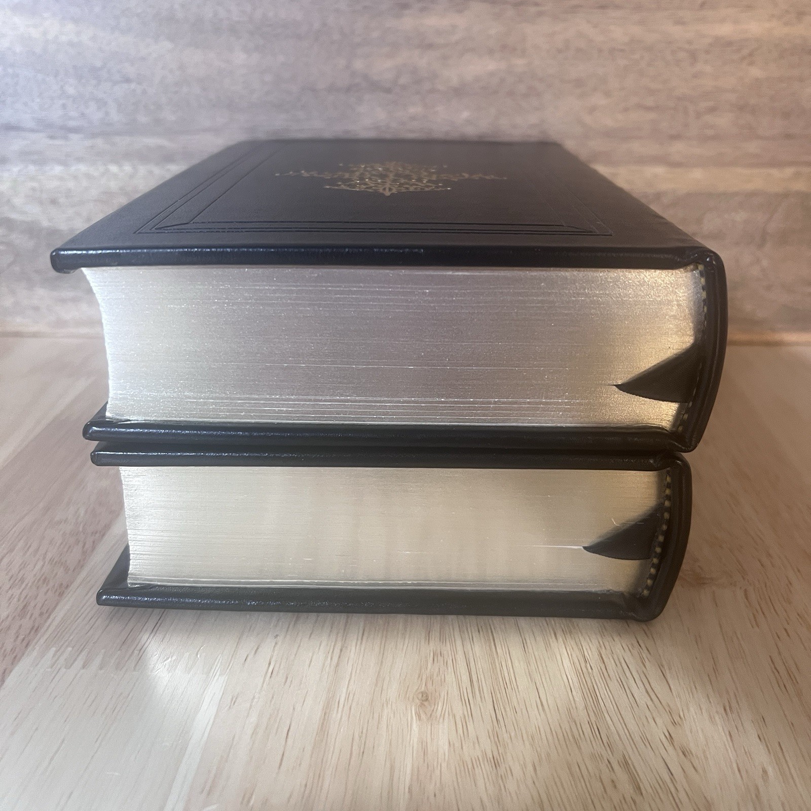 The American Commonwealth James Bryce Leather Gilt 2 Volume Set Legal Classics
