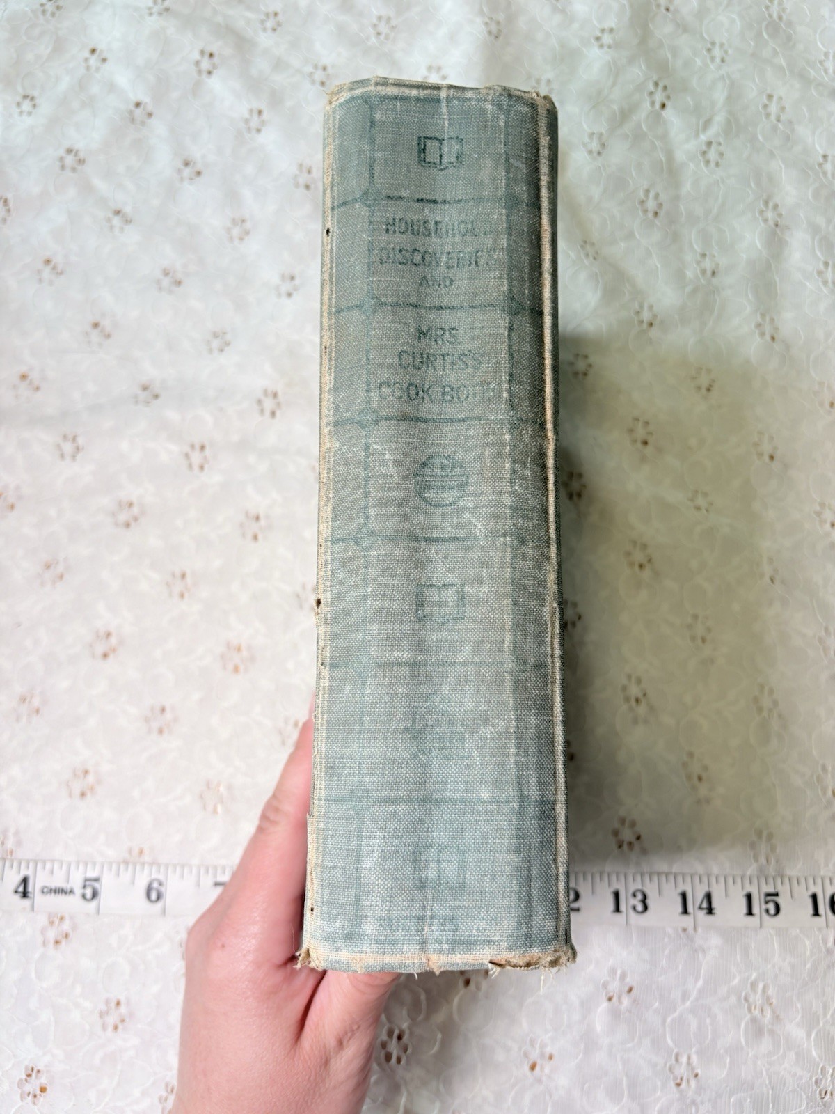 Vintage Encyclopedia Household Discoveries and Mrs. Curtis’s Cook Book 1909