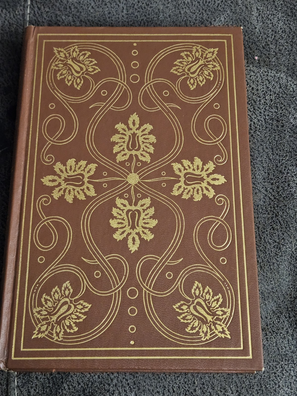 The Scarlet Pimpernel by Baroness Orczy – International Collectors Library