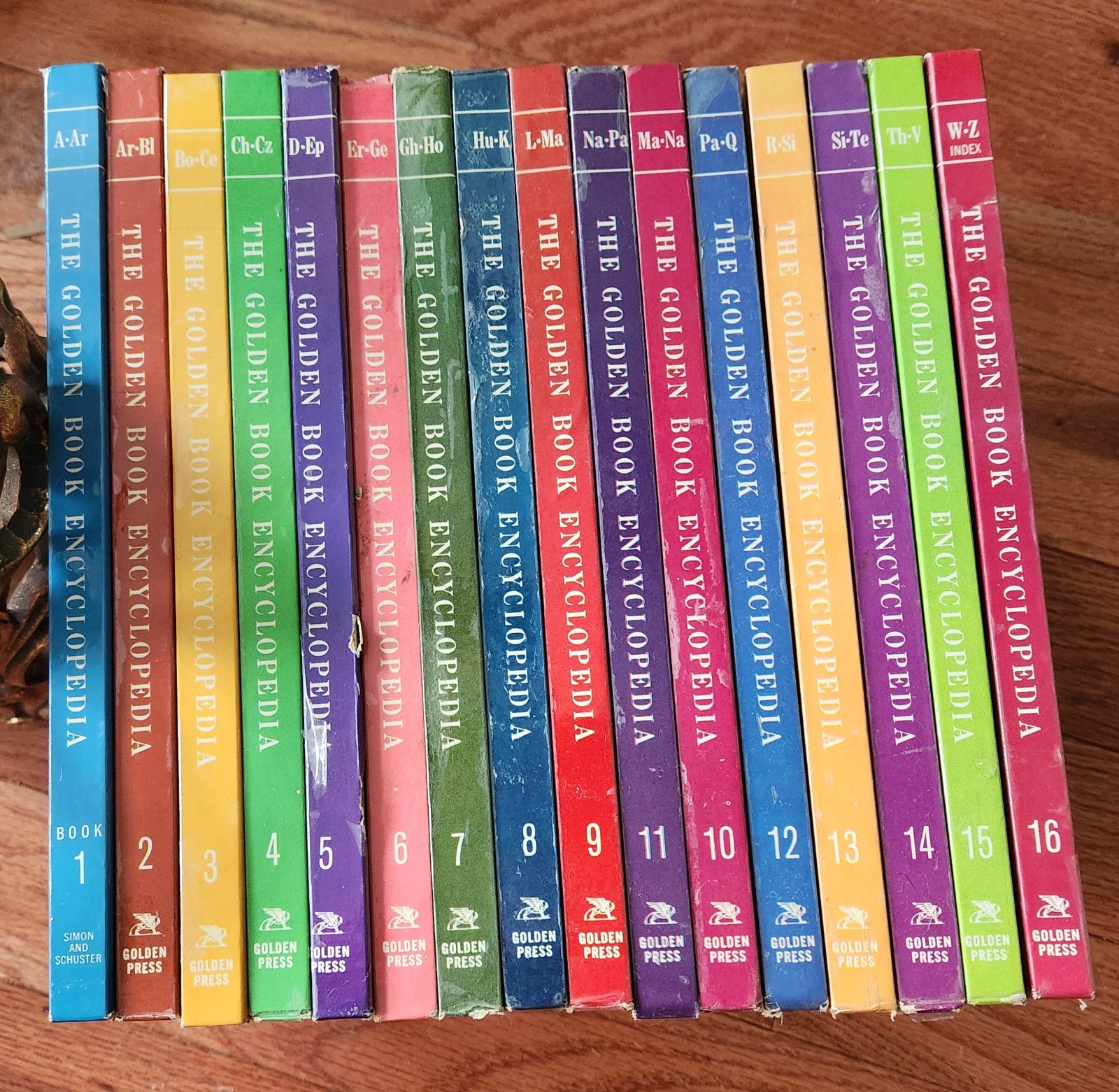 Vintage Complete Set 1959 The Golden Book Encyclopedia (1 -16)