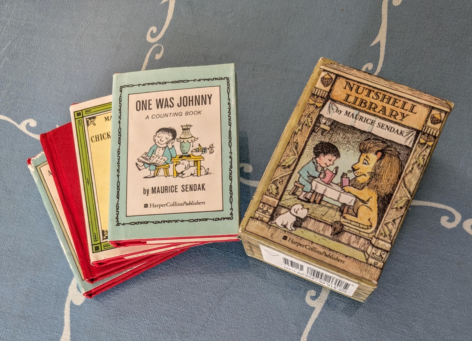 Maurice Sendak Nutshell Library 4 Mini Book Set Box HarperCollins Vintage
