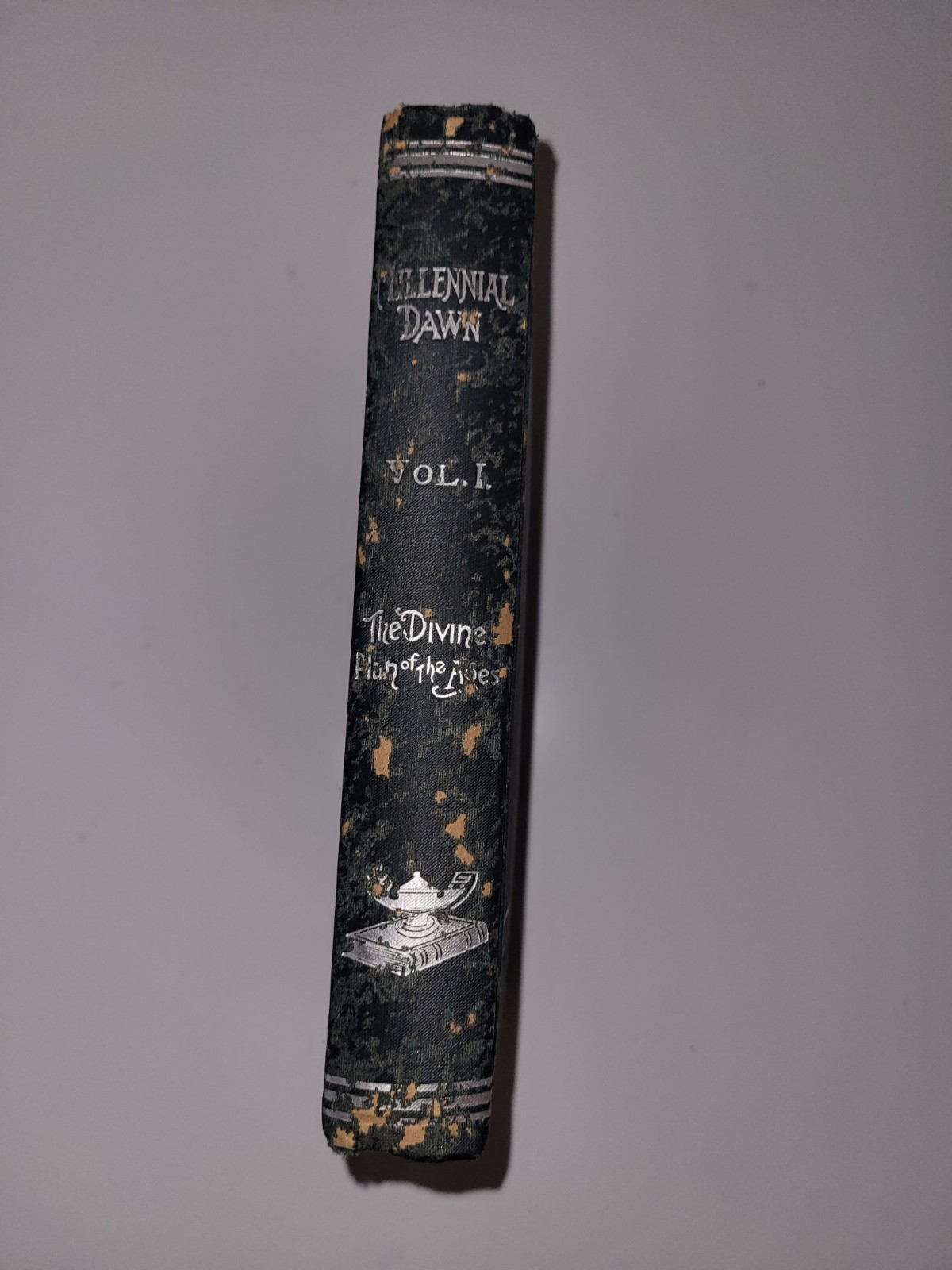 “THE DIVINE PLAN OF THE AGES” VOL I MELLENNIAL DAWN 1904 Ed By C.T Russell