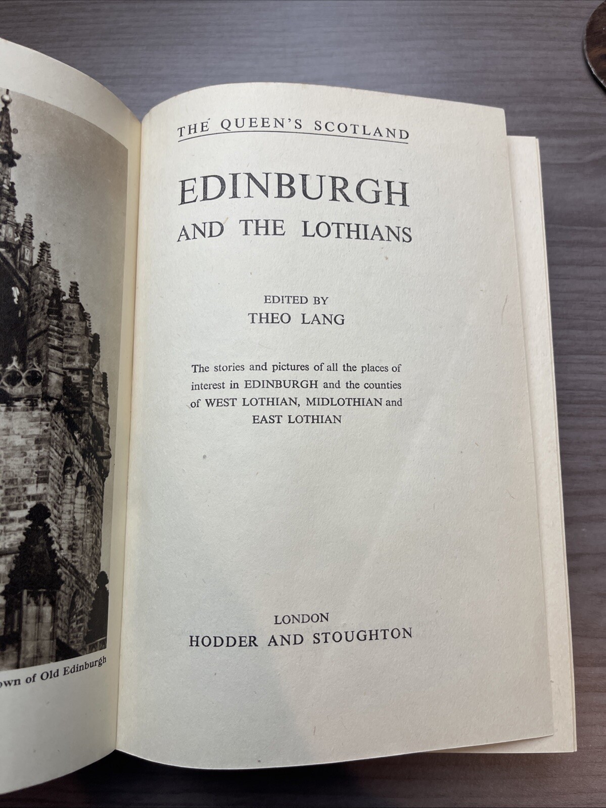 EDINBURGH AND THE LOTHIANS – 1952 – History – Legends – Vintage – Scotland