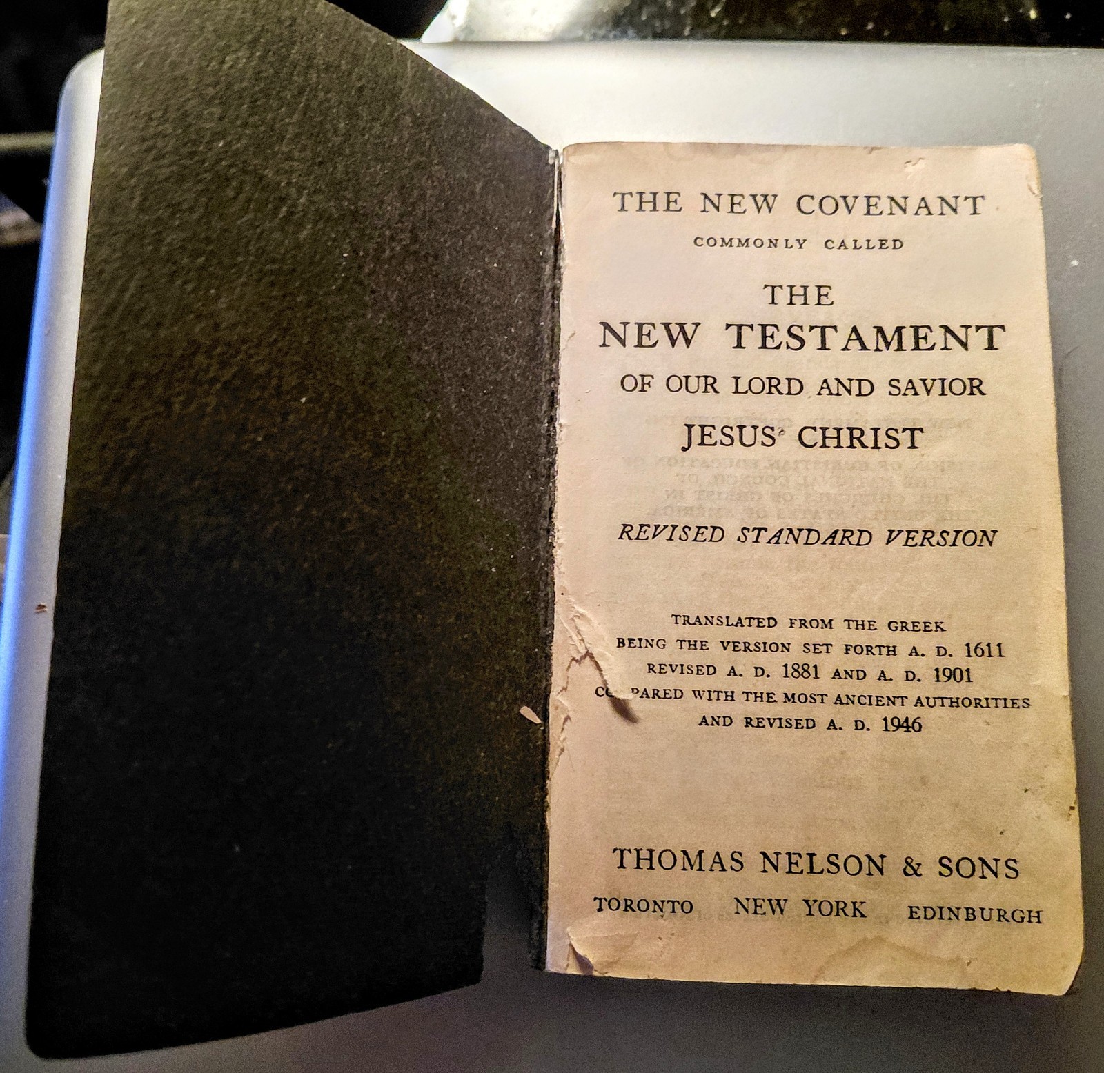 The New Covenant The New Testament (1946 Leather) Bible RSV Thomas Nelson & Sons