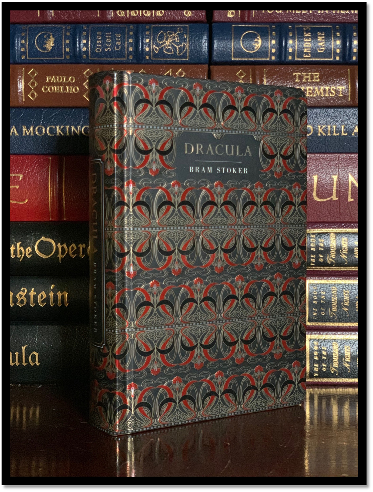 Dracula by Bram Stoker New Ultimate Gift Edition Hardcover Gold Edges & Ribbon