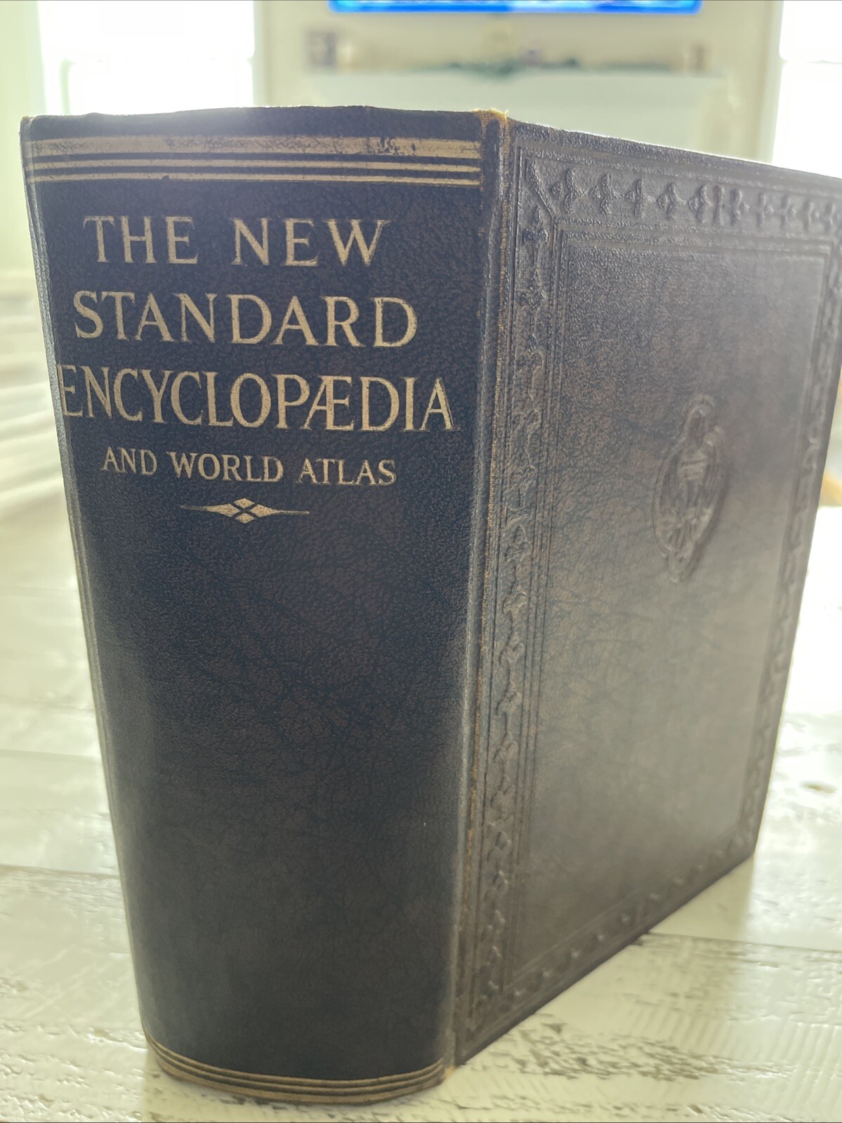 The New Standard Encyclopædia & World Atlas – Odhams Press Hardcover 1932