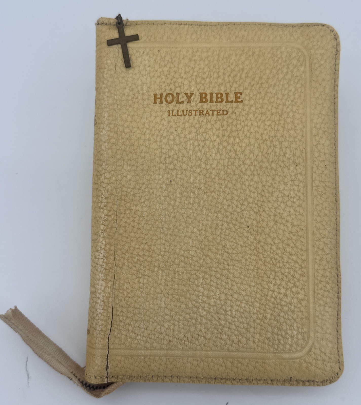 VTG 1950s KJV Holy Bible Illustrated Edition White With Zipper And Cross Charm