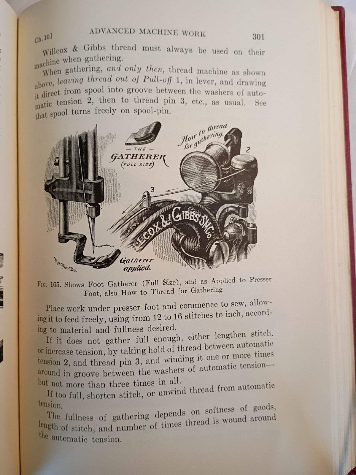 Distinctive Clothes How to Select and Make Them 1942 How To Hardcover (695)