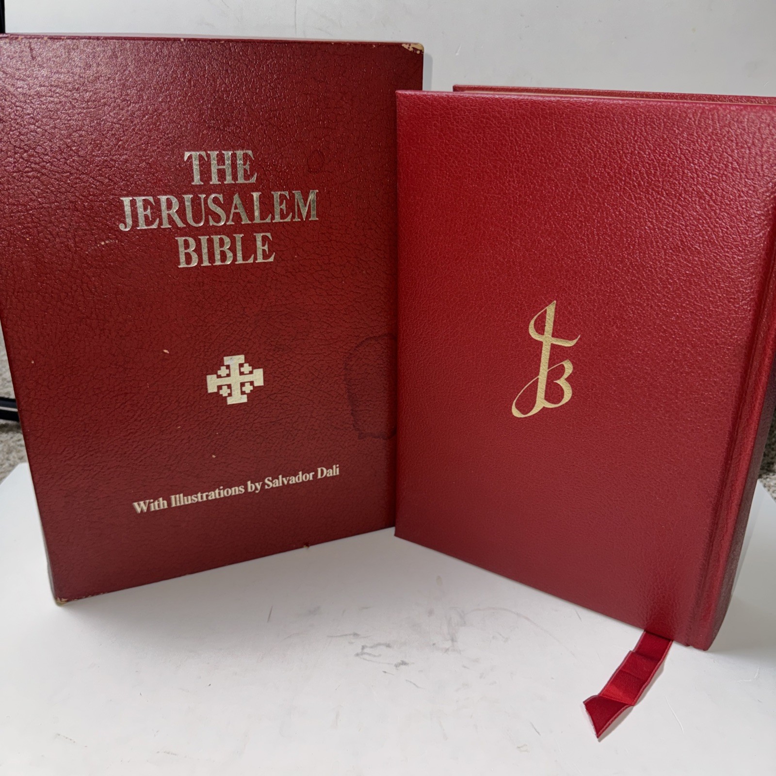 Salvador Dali The Jerusalem Bible Red Leather Bound Illustrated Bible 1970 EUC