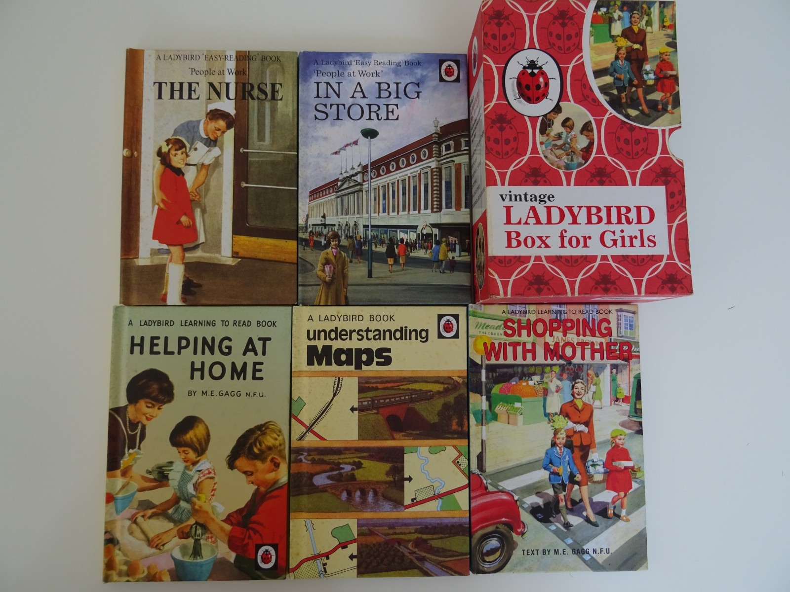 Vintage Ladybird Box For Girls 5 Facsimile Books Boxed 1955-1975 Missing Knittin