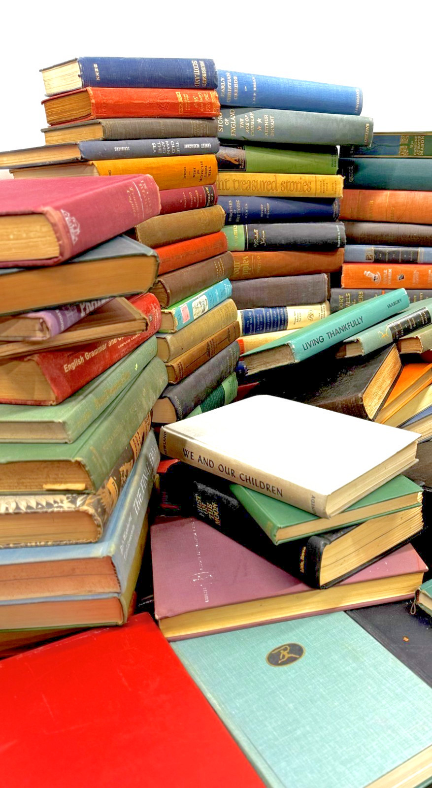 Lot of 100 Decorative Vintage Hardcover Books – Old, Rare & Random