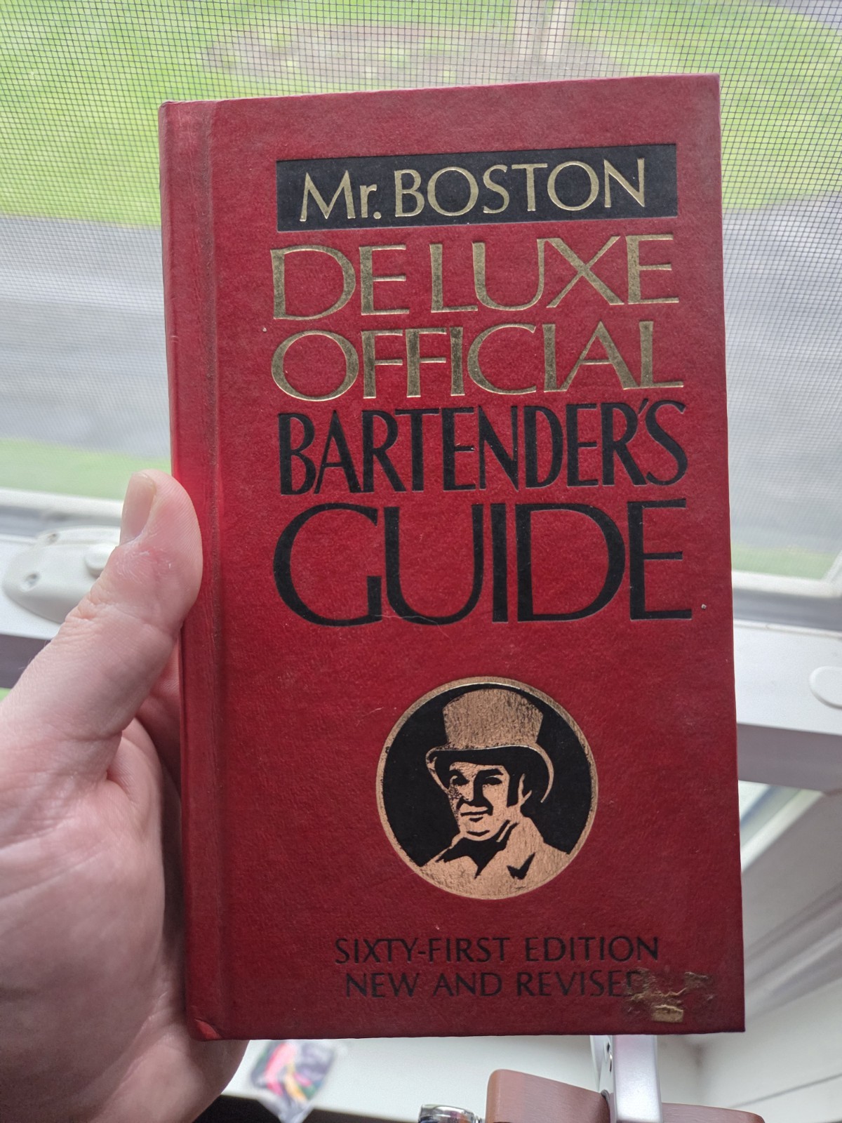 Vintage 1974 Mr. Boston De Luxe Official Bartenders Guide Drink Recipe Book.