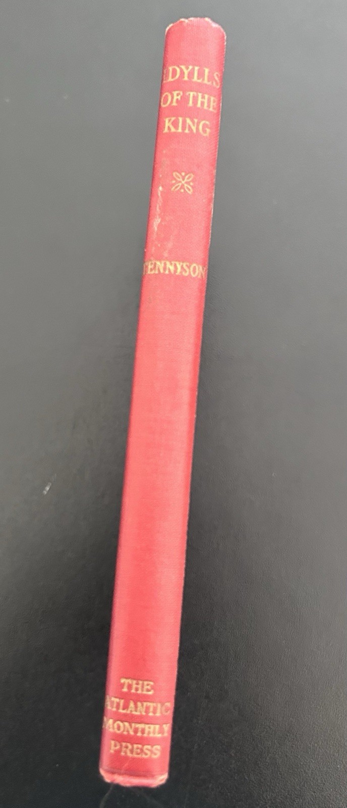 Vintage 1923 Idylls of the King Book Alfred Lord Tennyson HC Atlantic Press