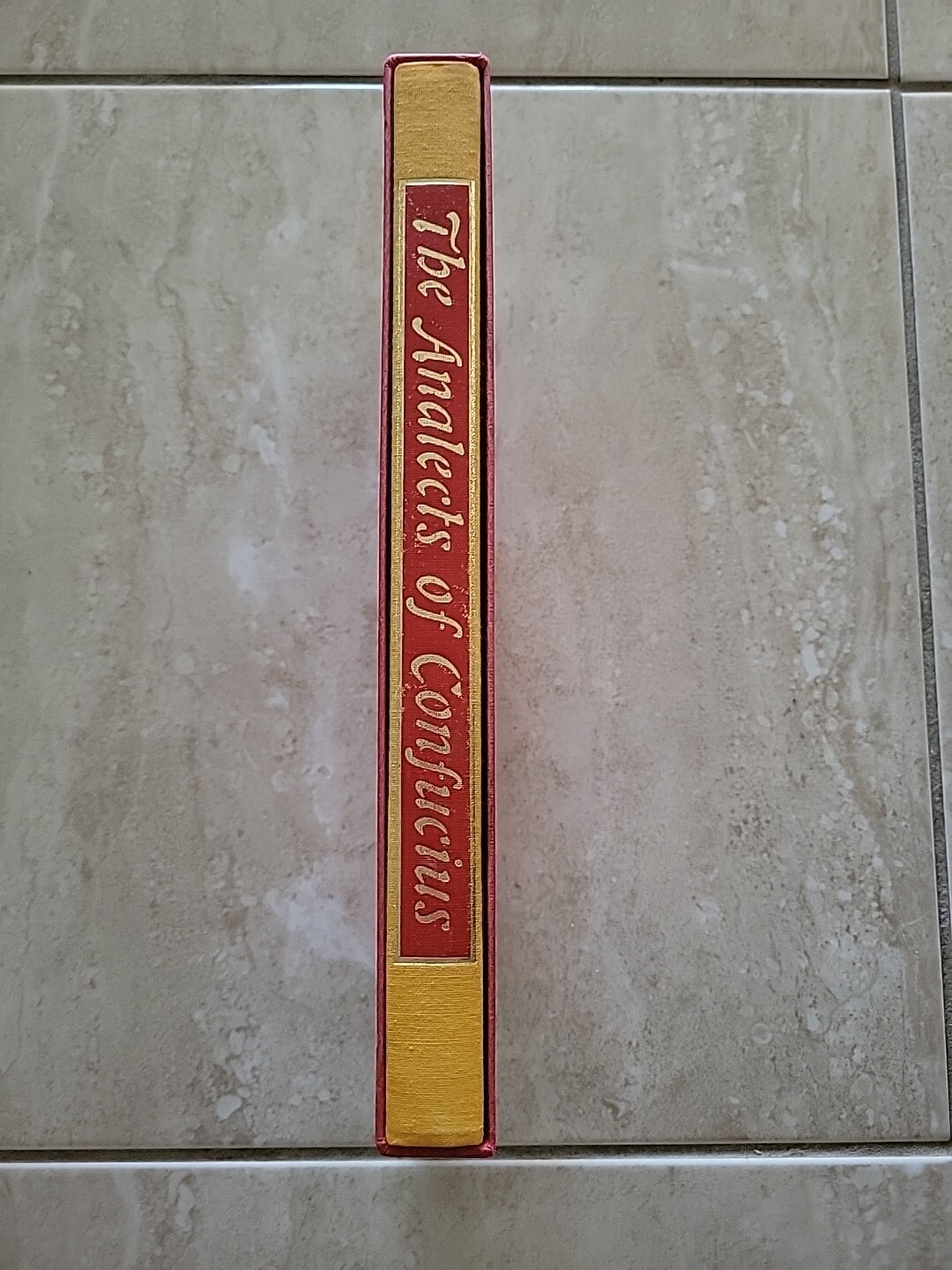 The Analects of Confucius Heritage Press 1970 Slipcase Sandglass HC